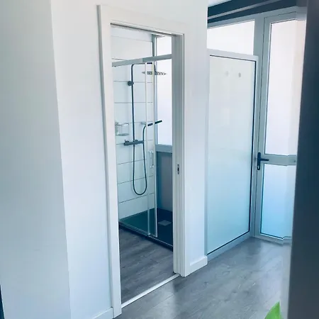 Atico Con Gran Terraza Y Jacuzzi Muy Cerca De La Playa * 大加那利岛拉斯帕尔马斯