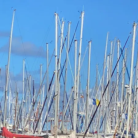 Atico Con Gran Terraza Y Jacuzzi Muy Cerca De La Playa 大加那利岛拉斯帕尔马斯