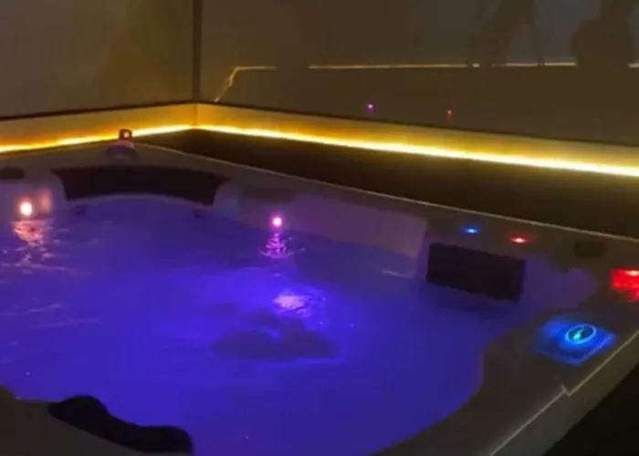 Con Gran Terraza Y Jacuzzi Privado 公寓 *