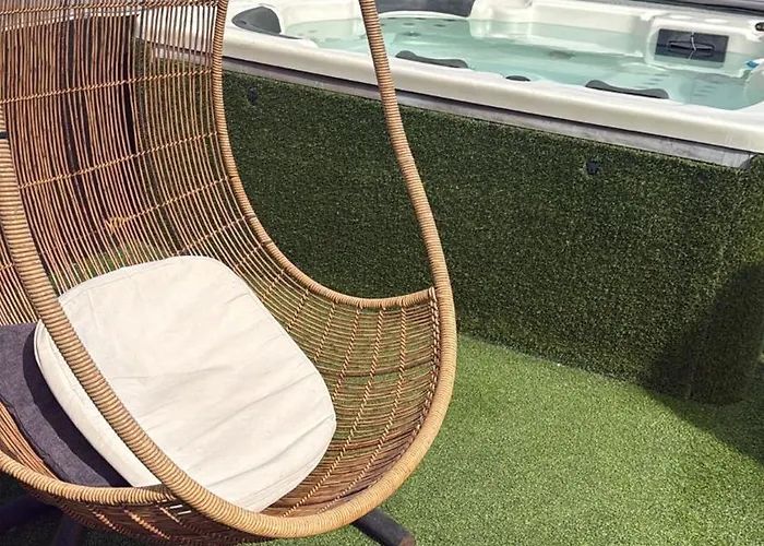 Con Gran Terraza Y Jacuzzi Privado 公寓