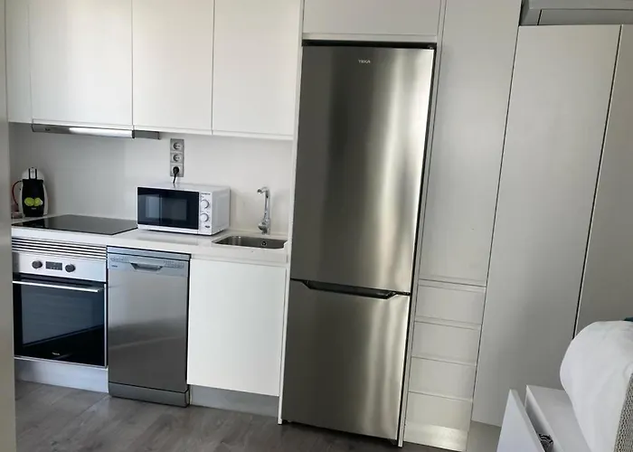 Apartamento Atico Gran Terraza Y Jacuzzi Cerca De La Playa Lejlighed *